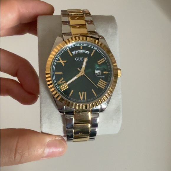 Guess Gold and Silver Watch with Elegant Design - Picture 1 of 2